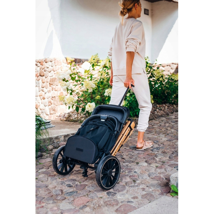 Дитячий прогулянковий візок MoMi Estelle Dakar, чорний, до 22 кг, з аксесуарами