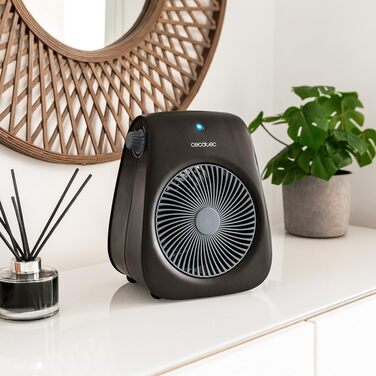 Електричний обігрівач Cecotec ReadyWarm Force, 2000W, чорний, вертикальний, 3 режими, 20 м²