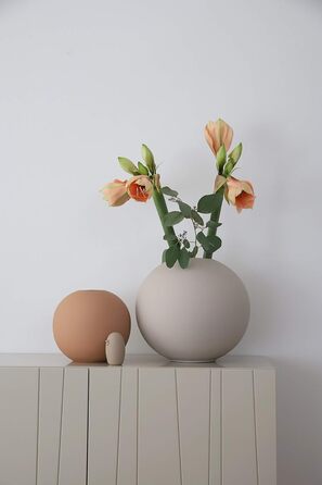 Ваза куляста Cooee Design, 20 см, кавово-молочний колір