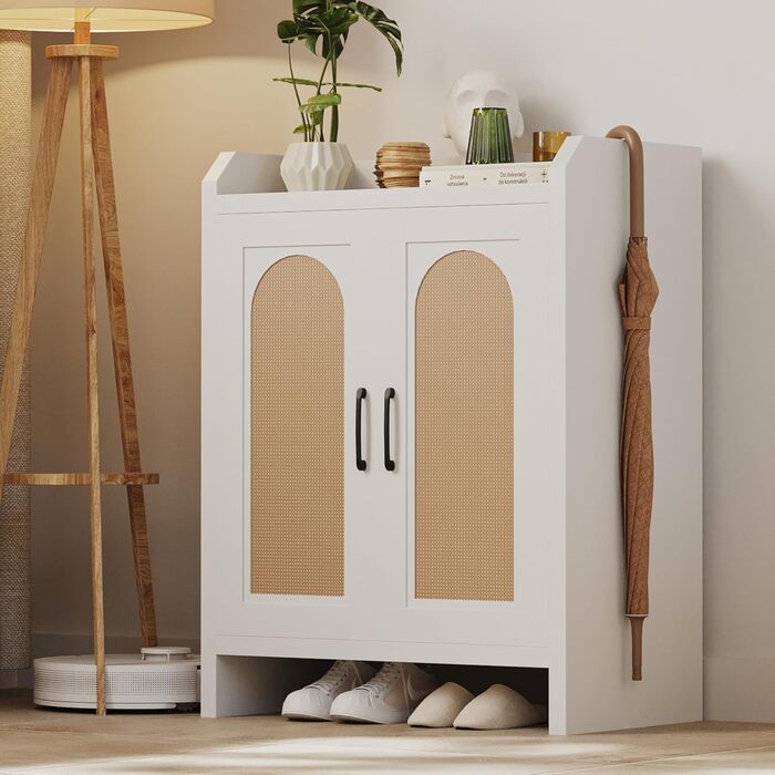 Шафа для взуття 5-ярусна в стилі ф armhouse з 2 дверцятами, вільного стояння з регульованими полицями та металевими кутовими прикрасами для передпокою та коридору, білий колір (ротанг, білий)