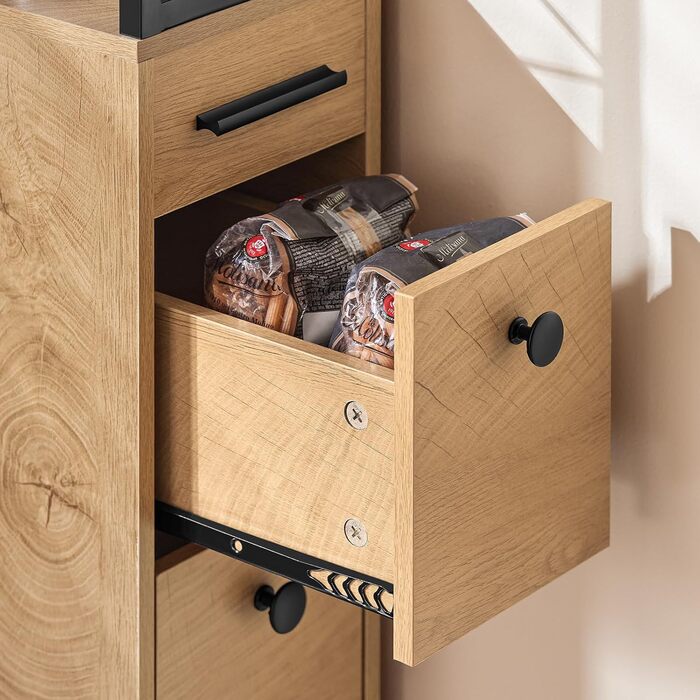 Буфет SoBuy FSB103-N з мікрохвильовкою та ламелею (107×40×85 см) – шафа для кухні та вітальні, дуб/чорний