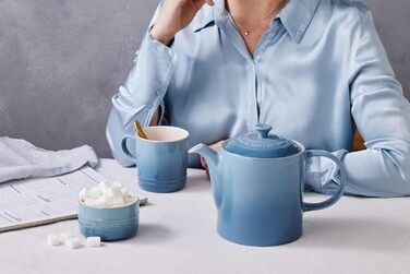 LE CREUSET Еспресо-чашка з кераміки, 100 мл, Chambray, 70305104340099 (400 мл, Azure)