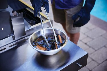 Набір інструментів для гриля Napoleon 70033 - PRO з нержавіючої сталі (2 шт.) - Преміум якість, з ручками, з затискачем та шпателем