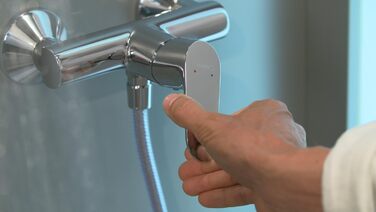 Змішувач для ванни Hansgrohe Focus, накладний, для 2 споживачів, хром, довжина виливу 19,4 см, однорідний, артикул 31940000