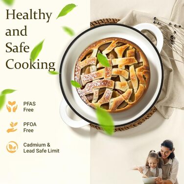 Чавунна каструля-гульяш Overmont з емалевим покриттям, 26 см, 5.2 л, перламутрово-біла, з кришкою та кулінарною книгою, підходить для духовки