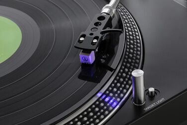 DJ-програвач Dual DTJ 301.1 USB, 33/45 об/хв, пітч-контроль, магнітна голівка, підсвітка голки, чорний