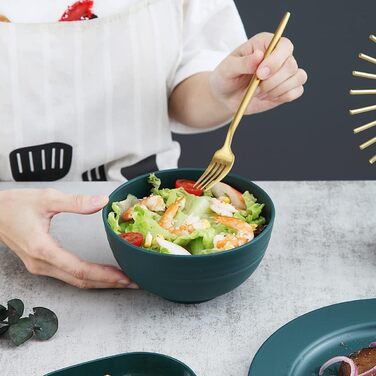 Набір посуду Kyraton з 20 предметів: тарілки, чашки, миски. Неймовірно міцний, легкий, для кемпінгу. Безпечний для миття в посудомийній машині. Підходить для 4 осіб (темно-зелений)