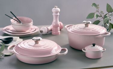 Shell Pink Le Creuset