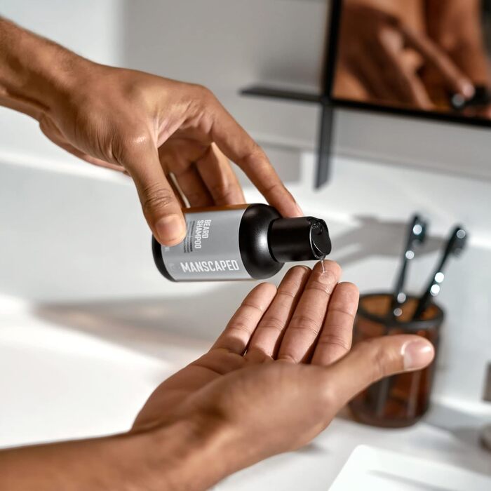 Набір для догляду за бородою MANSCAPED® The Beard Hedger® Advanced: тример, шампунь, кондиціонер, олія, гребінець