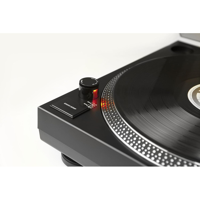 Програвач вінілу TechniSat TECHNIPLAYER LP 200 з USB, автоматичний, 33/45 об/хв, алюмінієвий диск, цифровізація, чорний, прямий привід