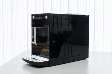 Melitta Solo - кавомашина автоматична, чорна, з регулюванням висоти підставлення, для еспресо та кави Crème