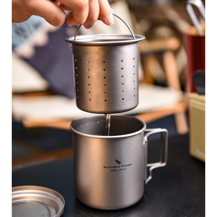 iBasingo чашка Titan 420мл з ситечком для чаю та кришкою. Легка туристична чашка з фільтром, для кемпінгу, подорожей, пікніків. Модель Ti3054D