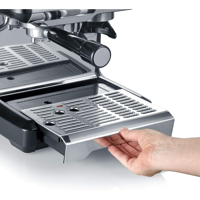 Еспресо-машина GRAEF Milegra ESM802 з вбудованим млином, чорна