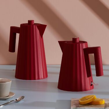 Електричний чайник Alessi Plissé MDL06 R - 1.7 л, червоний, 2400W, з європейським штекером