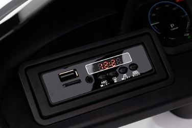 Дитячий електромобіль Audi E-Tron GT RS