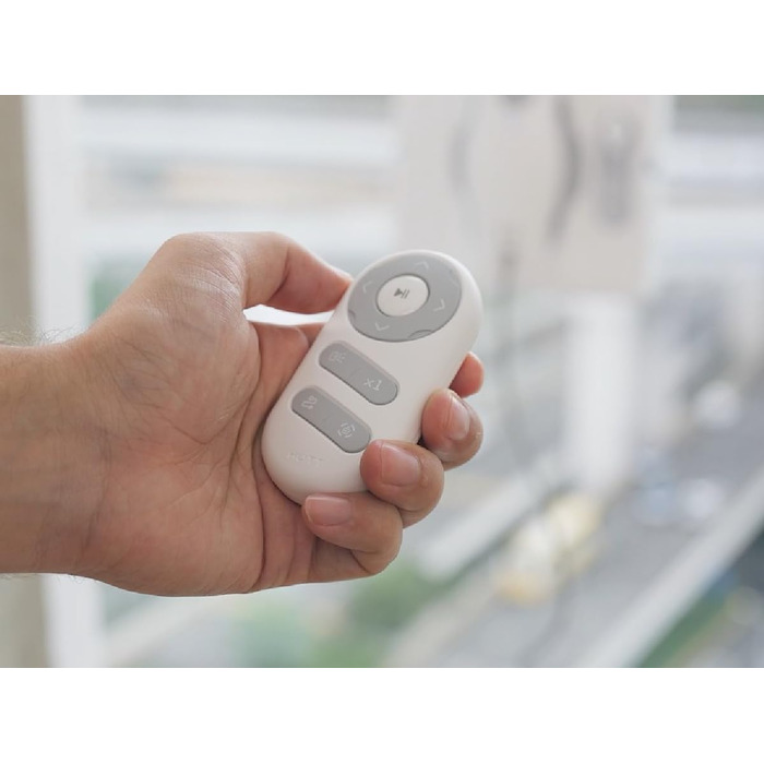 Робот для миття вікон Hutt W8 з пультом дистанційного керування | 2-фазне розпилення, 3800Pa всмоктування | 80 мл бак, розпізнавання країв | Для скла, плитки, дзеркал (4 серветки для миття, страхувальний трос в комплекті)