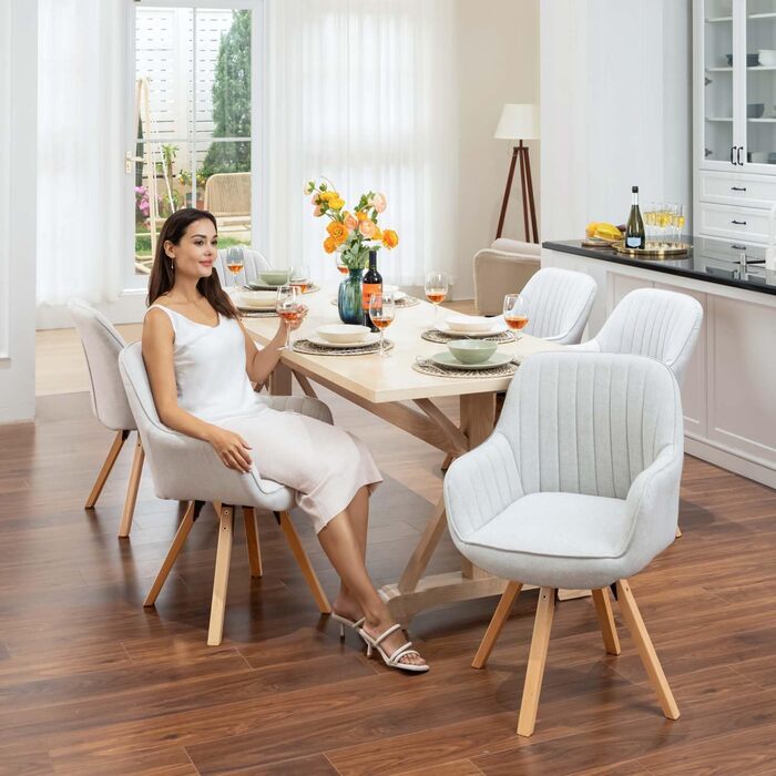 Крісло Cosy Ess для їдальні, обертове, 1 шт. – м'яке крісло для кухні, вітальні, кабінету з підлокітниками, з тканини, на масивних дерев'яних ніжках (Бежевий)