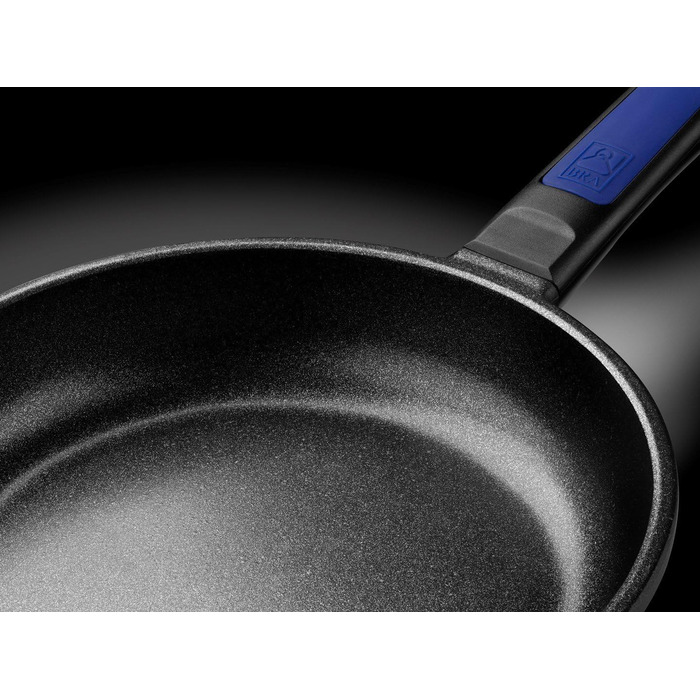 Набір сковорідок BRA Adv., алюміній/бакеліт, чорний, 12 см, 3 шт. и, для всіх типів кухонь, включаючи індукційні, без PFOA Виключено на Domopolis (набір сковорідок 20-24-28 см)
