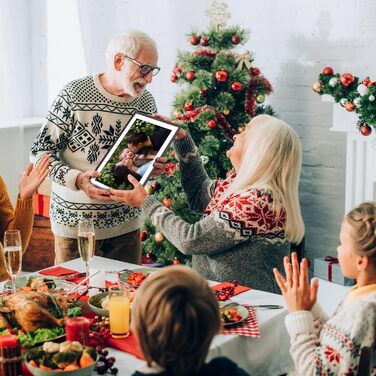 Цифровий фоторамка ARZOPA 15.6 дюймів: безлімітний хмарний сховище, віддалена передача фото та відео, FHD сенсорний екран. Подарунок на святкові дні. Модель D15 (Чорний)