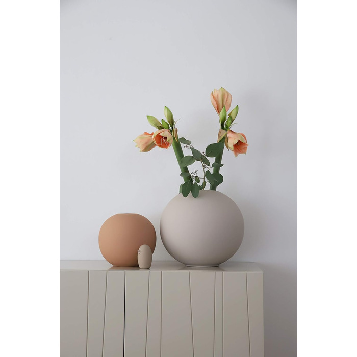 Ваза куляста Cooee Design, 20 см, кавово-молочний колір