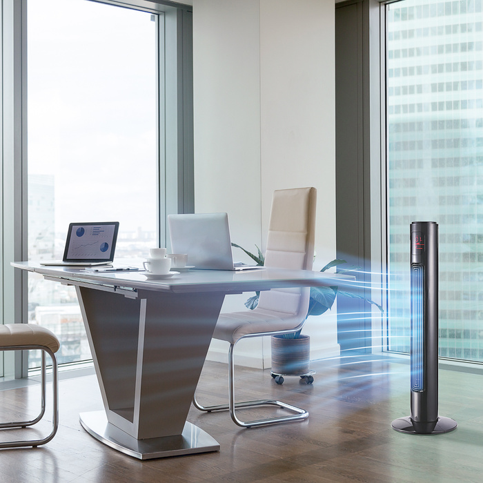 Турбовентилятор з поворотом 70°, з пультом дистанційного керування, 3 режими, 3 швидкості, таймер, розміри 32 x 32 x 96 см, чорний