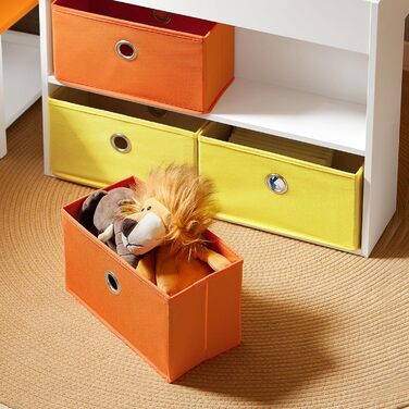 Дитячий стіл SoBuy з 2 стільцями: комплект меблів для дитячої кімнати з місцем для зберігання, ігровий та активний стіл, білий 87x50x50 см (з дошкою для малювання)