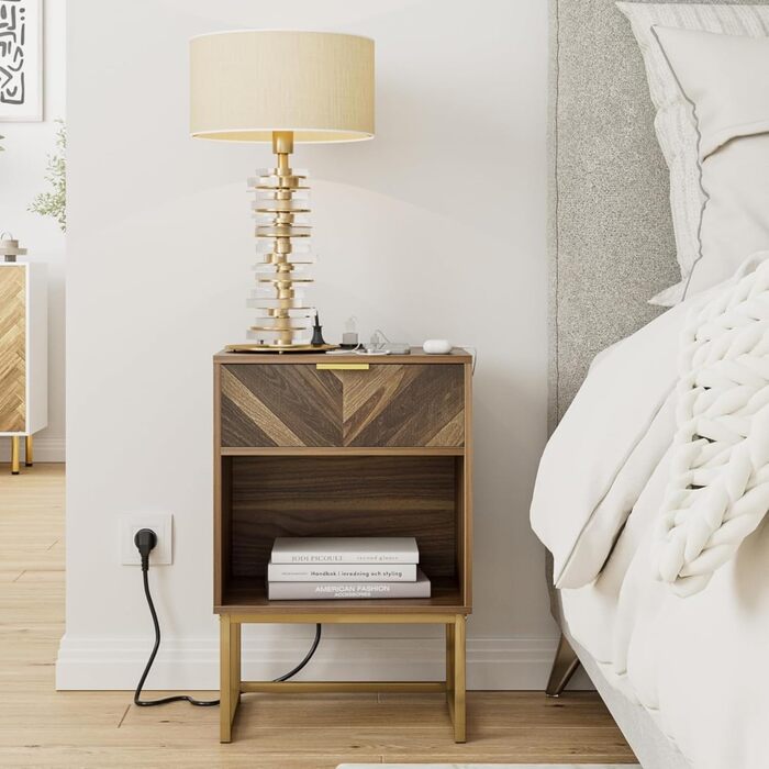 Приліжкові столики з відкритим відсіком, журнальний столик для спальні та вітальні (горіх) (30 x 40 x 60 см з розеткою, горіх)