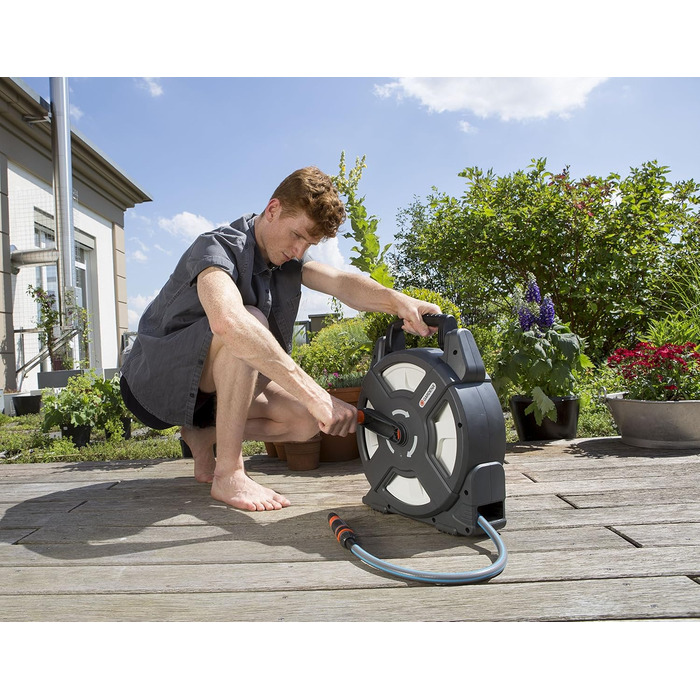 Набір для поливу Gardena City Gardening Terrassen-Schlauchbox 10 м: шланг 10 м, компактна карусель, зручна ручка, для тераси та саду