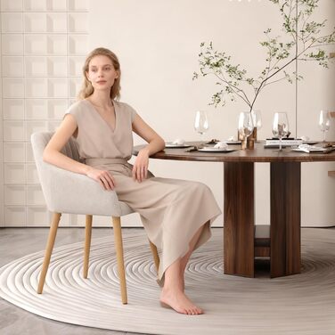 Комплект з 4-х обідніх стільців з підлокітниками, бежевий, з дерев'яними ніжками, з м'яким сидінням, для кухні та вітальні