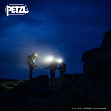 Світлодіодний налобний ліхтар PETZL Adults Actik Core