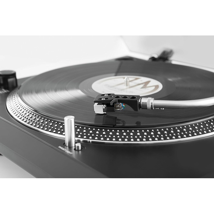 Програвач вінілу TechniSat TECHNIPLAYER LP 200 з USB, автоматичний, 33/45 об/хв, алюмінієвий диск, цифровізація, чорний, прямий привід
