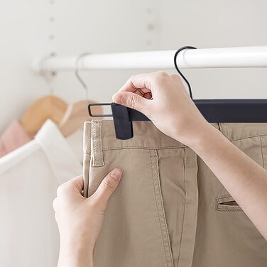 30 шт. вішалки для штанів та спідниць Northern Brothers, чорного кольору, з кліпсами, з пластику, для джинсів та шортів