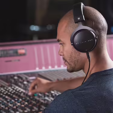 Beyerdynamic DT 1770 PRO професійні закриті студійні навушники знімний кабель, чорні, овер-ір