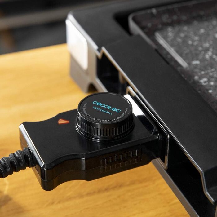 Електрична гриль-плита Cecotec Tasty&Grill 2000 InoxStone, 2000 Вт, нержавіюча сталь, регульована температура, антипригарне покриття