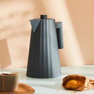 Електричний чайник Alessi Plissé MDL06/1WUK - 1.7 л, білий, 2400W, з термопластичного матеріалу, штекер UK, 100 cl
