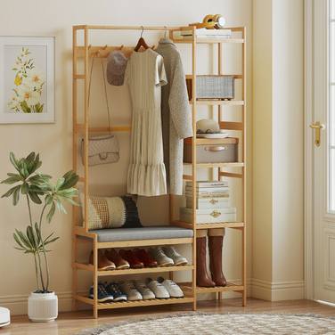 Етажерка для одягу з полицею для взуття, гачками для одягу, вішалкою для пальто, лавкою з подушкою – ідеальне рішення для передпокою або вхідної зони. Виготовлена з натурального дерева.