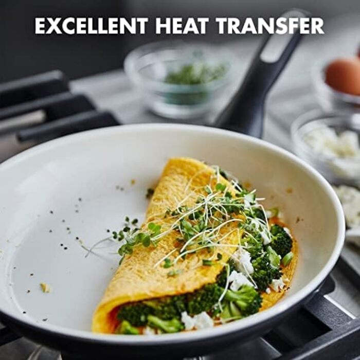 Сковорода GreenPan Rio з антипригарним покриттям Ceramic, без PFAS, Cool-Stay ручка, безпечна у духовці до 160°C, придатна для миття в посудомийній машині, чорно-кремова, 18 см