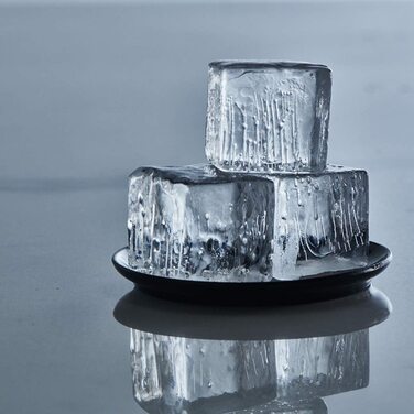 Кубики для формування льоду Lurch 240715 / льодогенератори з 100 платинового силікону, що не містить бісфенолу А, з кришкою на 6 кубиків льоду(5 х 5 см), невеликий розмір