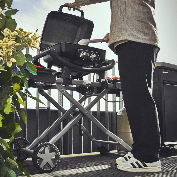 Rollwagen для газового гриля Wayne від BURNHARD®: міцна сталева рама, пластикові столики