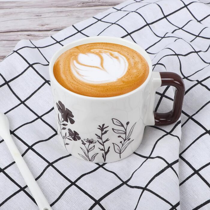 Набір кавових чашок EYMPEU 4 шт. об'ємом 450 мл з квітковим візерунком - ідеально для дому та як подарунок в офіс