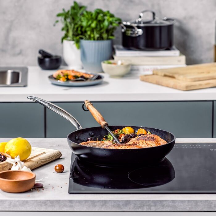 Сковорода GreenPan Barcelona з антипригарним покриттям Ceramic, 30 см, 4.8 л з кришкою, чорна