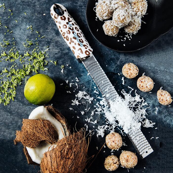 Мікроплан Терка для цитрусових, сиру, імбиру, шоколаду та мускатного горіха (зелена) з нержавіючої сталі, Made in USA, Leopard, 325 x 35 x 30 мм