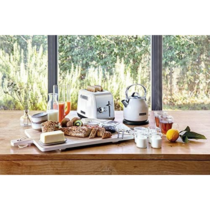Електричний чайник KitchenAid 5KEK1222, 1.25 л, білий, класичний дизайн