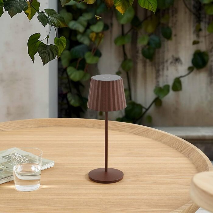 Lindby LED акумуляторна настільна лампа з димером, бездротова, з датчиком дотику, портативна, для внутрішнього та зовнішнього використання, IP54, для саду (Коричнева)