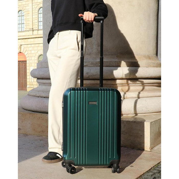 Набір валіз FERGÉ 3 шт. з жорстким корпусом, TSA-замок, Канни. Валіза-тролей, набір (ручна поклажа, L, XL). 3 шт. валізи з жорсткого корпусу, роликові валізи, 4 м'яких коліщатка - дуже міцний валіза з полікарбонату. Набір смарагдової серії