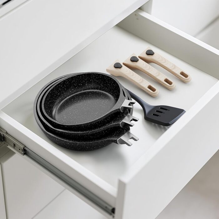 Набір сковорідок з індукційним покриттям RIOVARM з знімними ручками, антипригарний набір сковорідок з кришками 20 см, 24 см, 28 см, сковорода для омлетів без PFOA, кухонний набір для всіх типів плит, придатний для миття в посудомийній машині та духовки (B