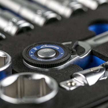 Набір інструментів Högert Technik 38 предметів: валіза з інструментами, тріскачковий набір, набір торцевих головок, біти 1/4