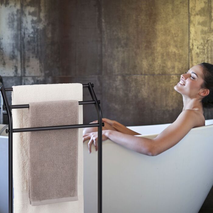 Підставка для рушників Relaxdays з 3-ма підлокотниками, чорного кольору