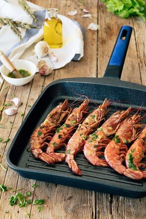 Grill BRA Advanced з рифленням, 28 см, алюмінієвий литвий з антипригарним покриттям, PFOA-free, для індукційних плит, сучасний дизайн