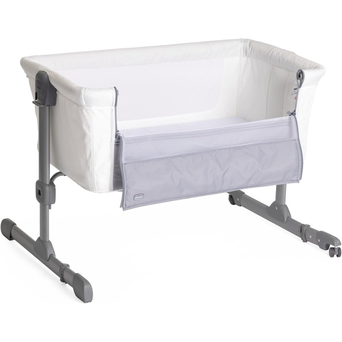 Ліжко-гойдалка Chicco Next2Me Essential для новонароджених, біле. Регульована висота, дихаюча тканина, матрац та сумка в комплекті, 0-6 місяців.